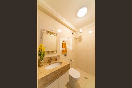 Casa à venda com 400m², 3 quartos e 6 vagasBanheiro da Garagem