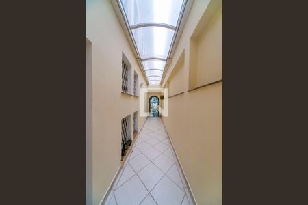 Casa à venda com 400m², 3 quartos e 6 vagasCorredor