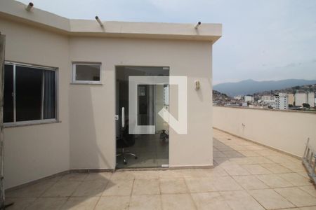 Apartamento à venda com 120m², 3 quartos e 1 vagaCobertura