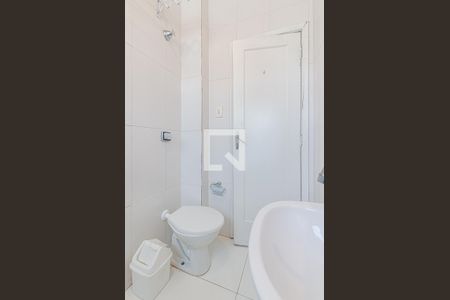 Apartamento à venda com 57m², 2 quartos e 1 vaga Apartamento à venda com 57m², 2 quartos e 1 vagaBanheiro