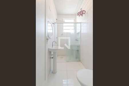 Apartamento à venda com 57m², 2 quartos e 1 vaga Apartamento à venda com 57m², 2 quartos e 1 vagaBanheiro