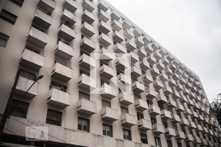 Apartamento à venda com 57m², 2 quartos e 1 vaga Apartamento à venda com 57m², 2 quartos e 1 vagaFachada