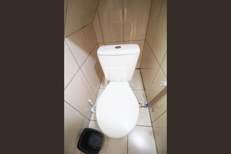 Casa de condomínio à venda com 65m², 2 quartos e 1 vagaVaso