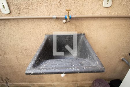 Casa de condomínio à venda com 65m², 2 quartos e 1 vagaTanque