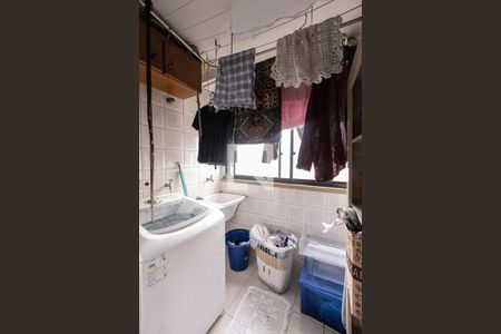 Apartamento à venda com 74m², 3 quartos e 1 vagaÁrea de serviço