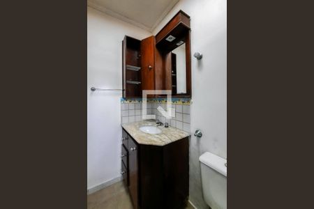 Casa à venda com 316m², 3 quartos e 4 vagas Casa à venda com 316m², 3 quartos e 4 vagasBanheiro da Suíte 2