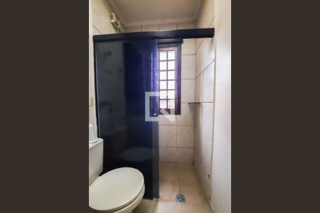 Casa à venda com 316m², 3 quartos e 4 vagas Casa à venda com 316m², 3 quartos e 4 vagasBanheiro da Suíte 2