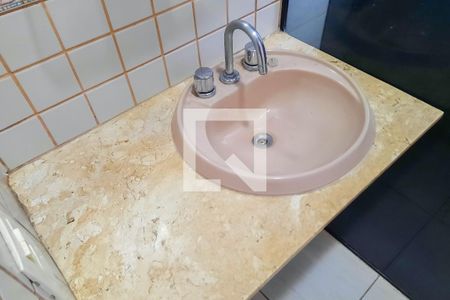 Casa à venda com 316m², 3 quartos e 4 vagas Casa à venda com 316m², 3 quartos e 4 vagasBanheiro da Suíte 3