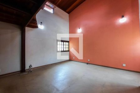 Casa à venda com 316m², 3 quartos e 4 vagas Casa à venda com 316m², 3 quartos e 4 vagasSala 2