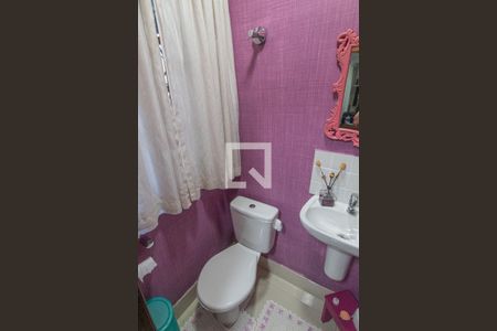 Casa para alugar com 225m², 3 quartos e 3 vagasLavabo