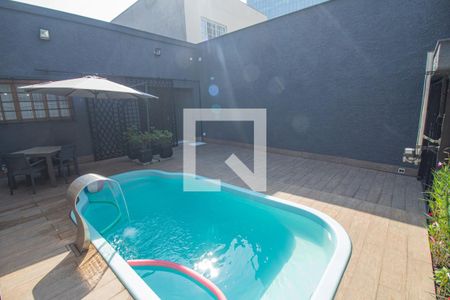Casa para alugar com 225m², 3 quartos e 3 vagasPiscina