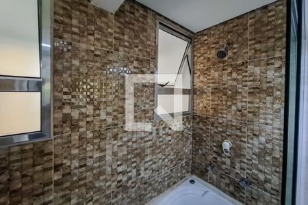 Apartamento à venda com 110m², 3 quartos e sem vagaBanheiro Suíte 