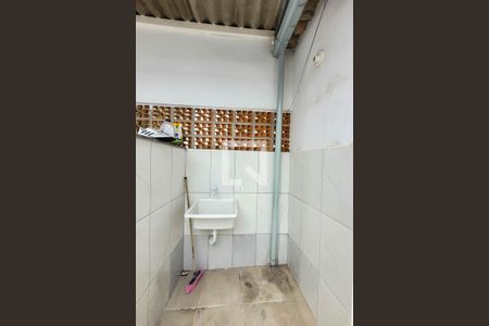 Casa para alugar com 40m², 1 quarto e 1 vaga Casa para alugar com 40m², 1 quarto e 1 vagaÁrea de Serviço/quintal compartilhado