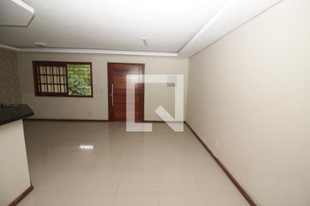 Sala de casa à venda com 2 quartos, 100m² em Campo Novo, Porto Alegre