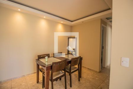 Apartamento para alugar com 80m², 3 quartos e 1 vaga Apartamento para alugar com 80m², 3 quartos e 1 vagaSala