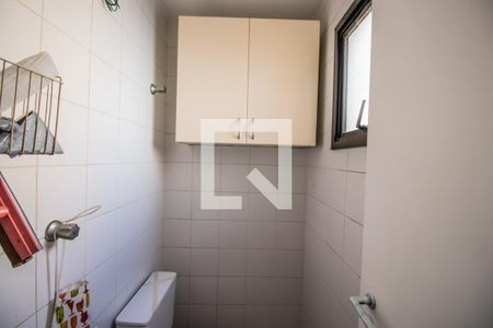 Apartamento para alugar com 80m², 3 quartos e 1 vaga Apartamento para alugar com 80m², 3 quartos e 1 vagaBanheiro de Serviço