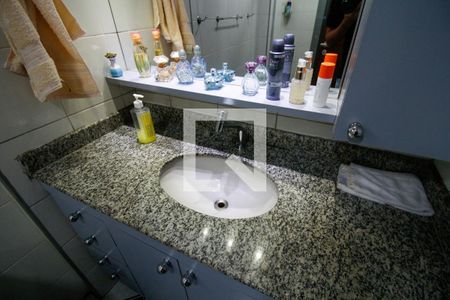 Apartamento à venda com 122m², 3 quartos e 2 vagasBanheiro da Suíte