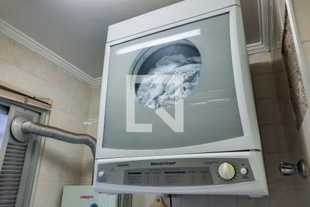 Apartamento à venda com 74m², 3 quartos e 1 vagaÁrea de Serviço