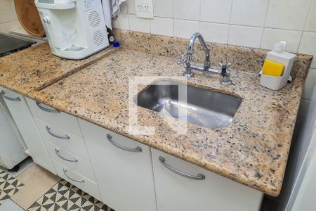 Apartamento à venda com 74m², 3 quartos e 1 vagaCozinha