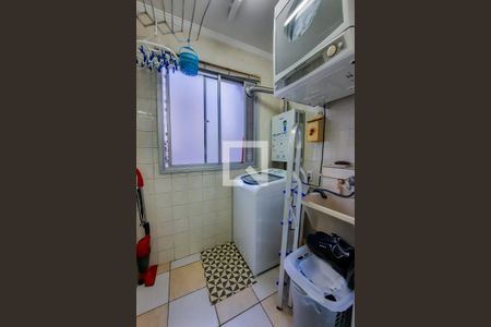 Apartamento à venda com 74m², 3 quartos e 1 vagaÁrea de Serviço