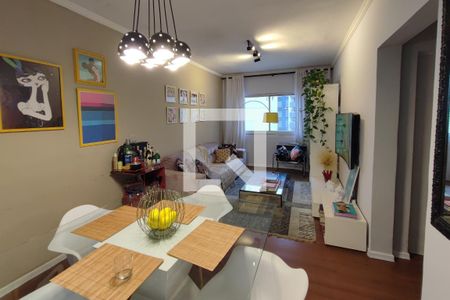Sala  de apartamento à venda com 1 quarto, 60m² em Centro, Campinas