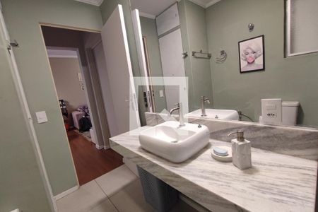 Banheiro de apartamento para alugar com 1 quarto, 60m² em Centro, Campinas