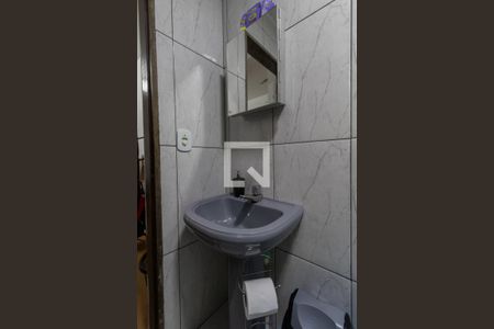 Casa à venda com 140m², 4 quartos e 2 vagas Casa à venda com 140m², 4 quartos e 2 vagasBanheiro da Suíte 2