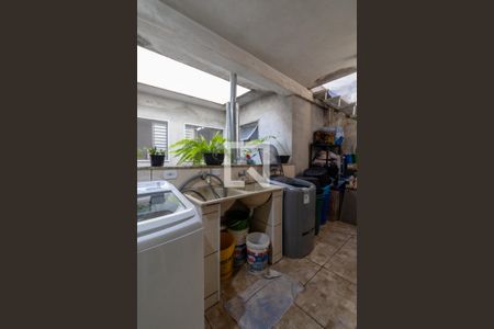 Casa à venda com 140m², 4 quartos e 2 vagas Casa à venda com 140m², 4 quartos e 2 vagasÁrea de Serviço