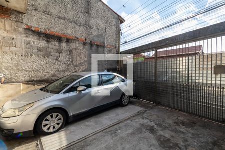 Casa à venda com 140m², 4 quartos e 2 vagas Casa à venda com 140m², 4 quartos e 2 vagasGaragem