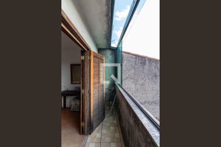 Casa à venda com 140m², 4 quartos e 2 vagas Casa à venda com 140m², 4 quartos e 2 vagasVaranda do Quarto 2