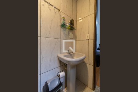 Casa à venda com 140m², 4 quartos e 2 vagas Casa à venda com 140m², 4 quartos e 2 vagasBanheiro da Suíte 1