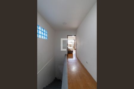 Casa à venda com 140m², 4 quartos e 2 vagas Casa à venda com 140m², 4 quartos e 2 vagasEntrada