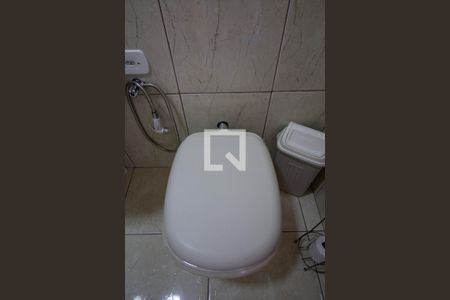 Casa à venda com 140m², 3 quartos e 2 vagas Casa à venda com 140m², 3 quartos e 2 vagasVaso