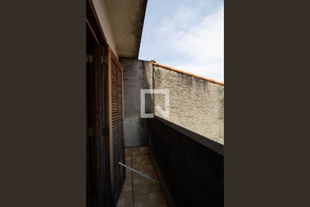 Casa à venda com 140m², 3 quartos e 2 vagas Casa à venda com 140m², 3 quartos e 2 vagasSacada Suíte 3