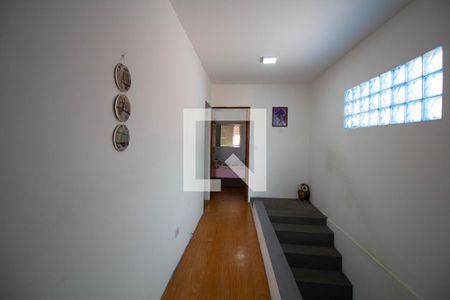 Casa à venda com 140m², 3 quartos e 2 vagas Casa à venda com 140m², 3 quartos e 2 vagasCorredor