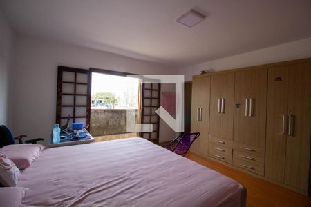 Casa à venda com 140m², 3 quartos e 2 vagas Casa à venda com 140m², 3 quartos e 2 vagasSuíte 3