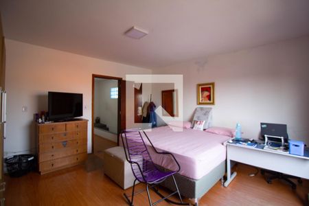 Casa à venda com 140m², 3 quartos e 2 vagas Casa à venda com 140m², 3 quartos e 2 vagasSuíte 3