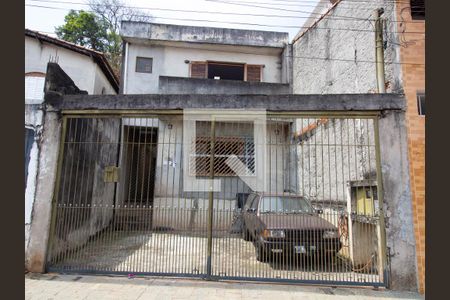 Casa à venda com 140m², 3 quartos e 2 vagas Casa à venda com 140m², 3 quartos e 2 vagasFachada