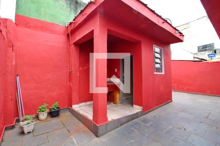 Casa para alugar com 85m², 2 quartos e 1 vagaÁrea de Serviço / Quintal 