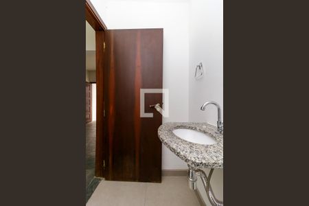 Lavabo de casa para alugar com 2 quartos, 100m² em Chácara Santo Antônio (zona Sul), São Paulo