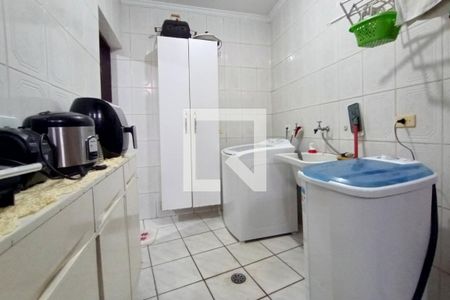 Casa à venda com 116m², 3 quartos e 3 vagasÁrea de Serviço