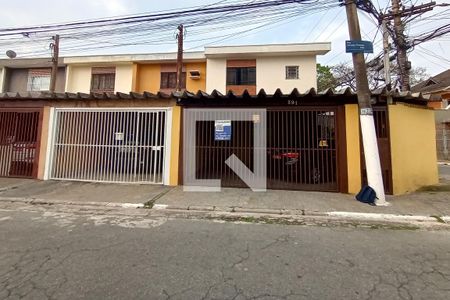 Casa à venda com 116m², 3 quartos e 3 vagasFachada