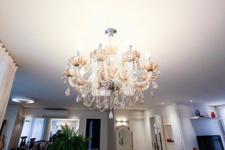 Apartamento à venda com 206m², 3 quartos e 4 vagas Apartamento à venda com 206m², 3 quartos e 4 vagasSala de jantar