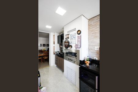 Apartamento à venda com 206m², 3 quartos e 4 vagas Apartamento à venda com 206m², 3 quartos e 4 vagasVaranda gourmet