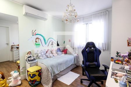 Apartamento à venda com 206m², 3 quartos e 4 vagas Apartamento à venda com 206m², 3 quartos e 4 vagasQuarto 2