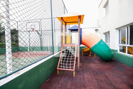 Apartamento à venda com 206m², 3 quartos e 4 vagas Apartamento à venda com 206m², 3 quartos e 4 vagasPlayground 1