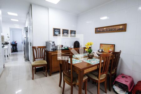 Apartamento à venda com 206m², 3 quartos e 4 vagas Apartamento à venda com 206m², 3 quartos e 4 vagasCozinha