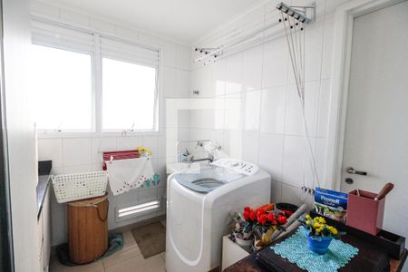 Apartamento à venda com 206m², 3 quartos e 4 vagas Apartamento à venda com 206m², 3 quartos e 4 vagasÁrea de serviço