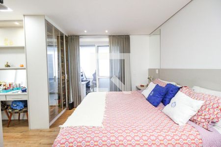 Apartamento à venda com 206m², 3 quartos e 4 vagas Apartamento à venda com 206m², 3 quartos e 4 vagasSuíte