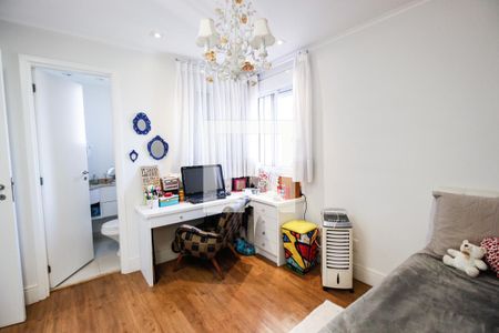 Apartamento à venda com 206m², 3 quartos e 4 vagas Apartamento à venda com 206m², 3 quartos e 4 vagasQuarto 1